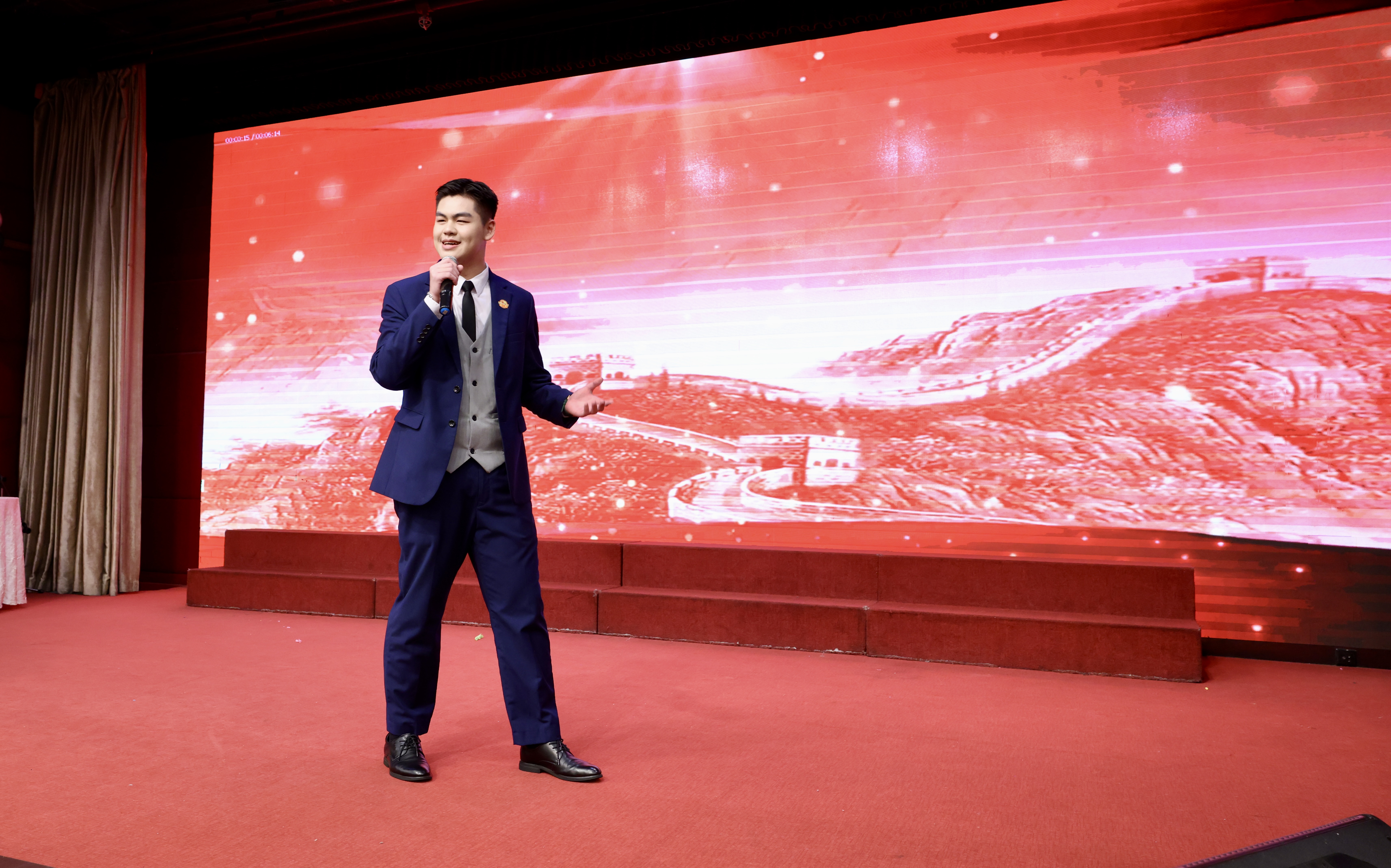 20250106 07 兩屆愛國說全國演講邀請賽冠軍得主吳鵬同學演說高富帥